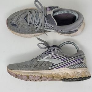 Brooks Adrenaline GTS 19 Grey Womens Size 8.5 Running Shoes Sneakers 1202841B060